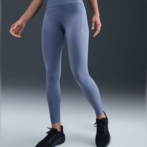 Nike Women's High-Waisted 7/8 Running Leggings with Pockets